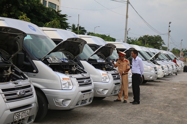 Hơn 1.000 ô tô phục vụ Tuần lễ cấp cao APEC 2017 được kiểm định - Ảnh 2.