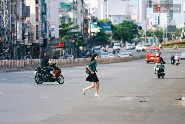 Có những ngày như thế: Sài Gòn không còi xe, khói bụi và không ùn tắc lúc 5 giờ chiều - Ảnh 4.