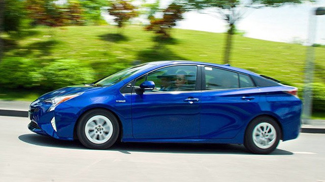 Chẳng ai dám mua, ô tô hybrid khó sống ở Việt Nam