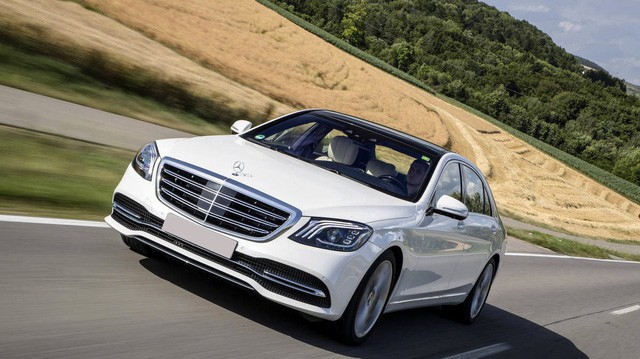 Mercedes-Benz S-Class lỡ hẹn với khách hàng Việt Nam
