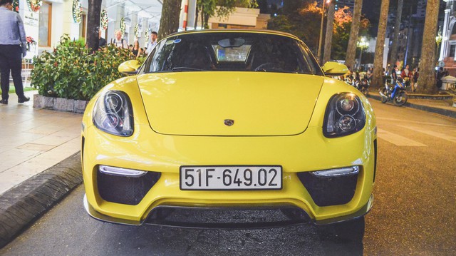 Porsche Boxster khoác áo 918 Spyder tại Sài Gòn