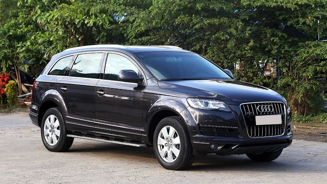 SUV hạng sang Audi Q7 sau 7 năm sử dụng giá ngang Toyota Fortuner mới