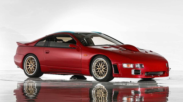 Nissan 300ZX nhanh hơn siêu xe Bugatti Veyron đang được đấu giá