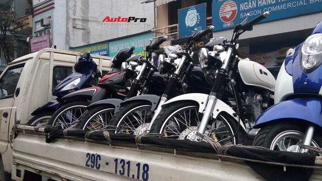 Tóm gọn "sói" SYM Husky Classic 125 trên đường về đại lý