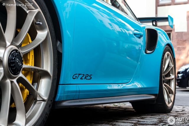 Bắt gặp vua tốc độ mới trong gia đình Porsche 911 lăn bánh trên phố - Ảnh 13.