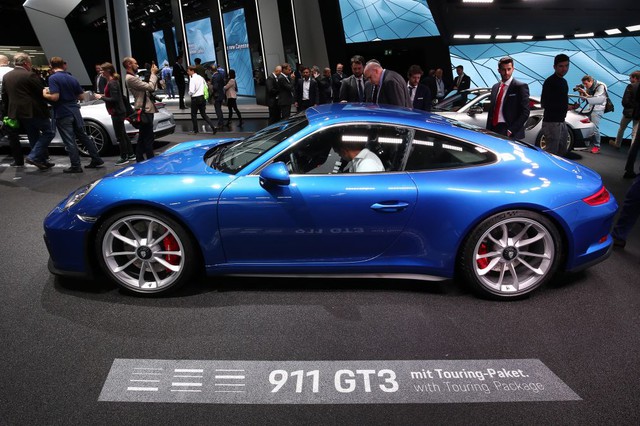 Porsche 911 GT3 2018 có thêm phiên bản Touring Package, bản sao của hàng hiếm 911 R - Ảnh 5.