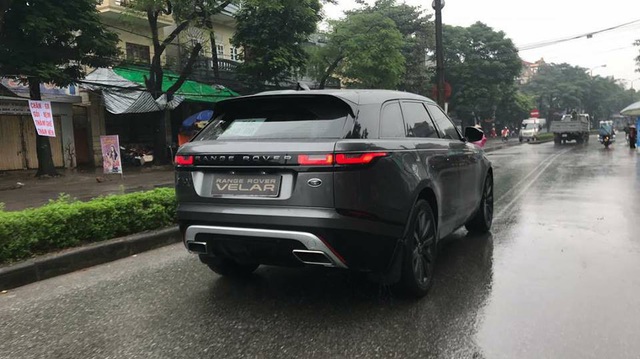 Range Rover Velar đầu tiên "lăn bánh" tại Việt Nam