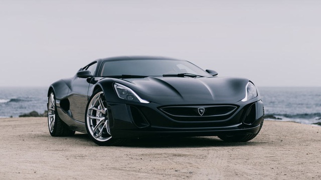 Siêu xe điện tiếp theo của Rimac thách thức tốc độ Tesla Roadster