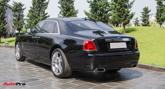 Rolls-Royce Ghost Series II đã qua sử dụng rao bán giá 25 tỷ đồng tại Hà Nội - Ảnh 2.