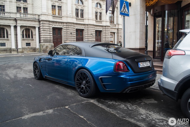 Rolls-Royce Wraith độ Mansory khoe dáng trên phố - Ảnh 2.