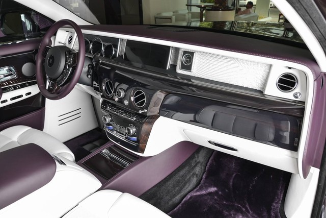 Vẻ đẹp của xe nhà giàu Rolls-Royce Phantom 2018 tại Các Tiểu vương quốc Ả Rập Thống nhất - Ảnh 6.