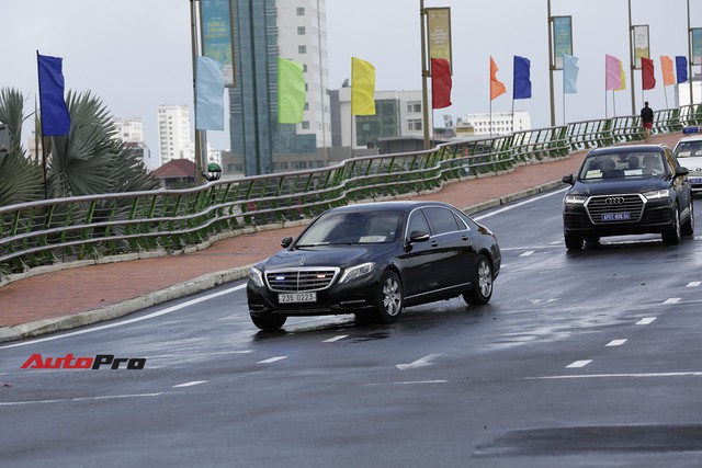 Xe Mercedes-Benz bọc thép của Tổng thống Hàn Quốc tại Đà Nẵng - Ảnh 1.