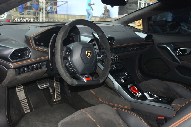 Soi kỹ chiếc Lamborghini Huracan độ cá tính của người chơi xe Sài thành - Ảnh 17.