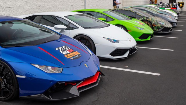 12 chiếc siêu xe hàng hiếm Lamborghini Aventador SV đủ màu sắc xuất hiện tại Mỹ - Ảnh 15.