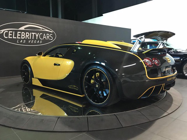 Ông hoàng tốc độ Bugatti Veyron độ Oakley Design được rao bán giá 44 tỷ Đồng - Ảnh 5.