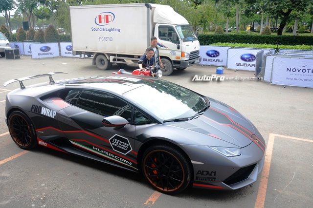 Soi kỹ chiếc Lamborghini Huracan độ cá tính của người chơi xe Sài thành - Ảnh 2.