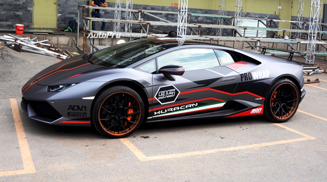 Soi kỹ chiếc Lamborghini Huracan độ cá tính của người chơi xe Sài thành - Ảnh 4.