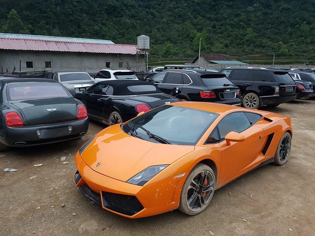 Hàng chục siêu xe và xe siêu sang xuất hiện tại miền núi Cao Bằng gây choáng - Ảnh 5.