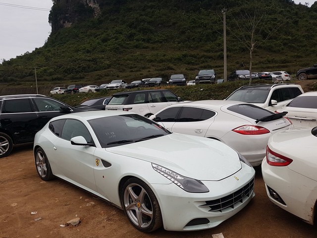 Hàng chục siêu xe và xe siêu sang xuất hiện tại miền núi Cao Bằng gây choáng - Ảnh 6.