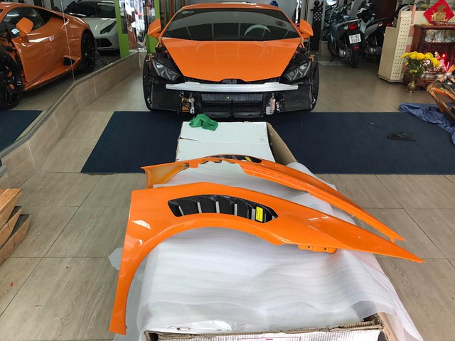 Siêu phẩm Lamborghini Huracan độ Novara đầu tiên tại Việt Nam sắp ra lò - Ảnh 11. Siêu phẩm Lamborghini Huracan độ Novara đầu tiên tại Việt Nam sắp ra lò - Ảnh 11.