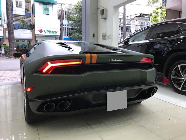 Lamborghini Huracan từng độ mâm bản giới hạn 273 triệu Đồng đang được chủ nhân rao bán - Ảnh 3.