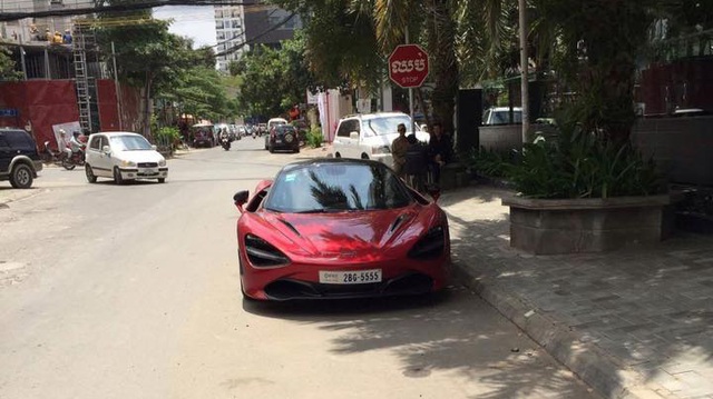 McLaren 720S đầu tiên xuất hiện tại Campuchia đeo biển số "tứ quý" 5