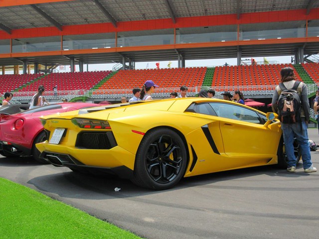 Siêu xe và xe thể thao cao cấp hội ngộ tại trường đua 2.000 tỷ Đồng của Dũng lò vôi - Ảnh 8.