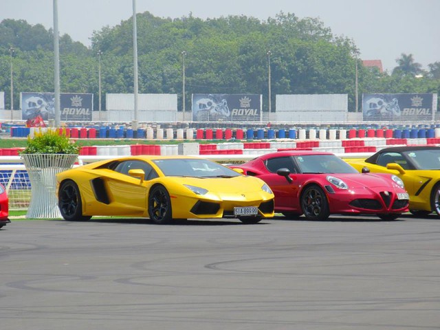 Siêu xe và xe thể thao cao cấp hội ngộ tại trường đua 2.000 tỷ Đồng của Dũng lò vôi - Ảnh 9.