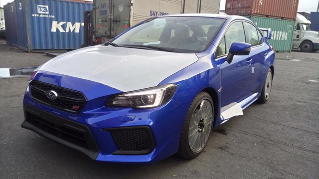 Sedan hiệu suất cao Subaru WRX STI 2018 đầu tiên cập bến Việt Nam