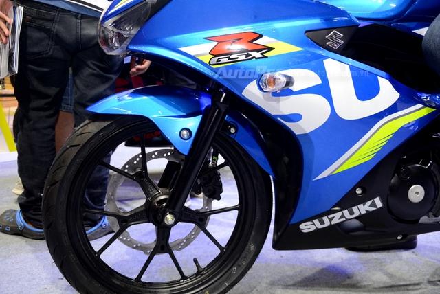 Cận cảnh Suzuki GSX-R150, đối thủ chính của Yamaha R15 và Honda CBR150R - Ảnh 16.