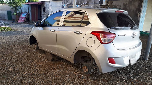 Ninh Bình: Hyundai Grand i10 bị ăn trộm 4 bánh xe trong đêm