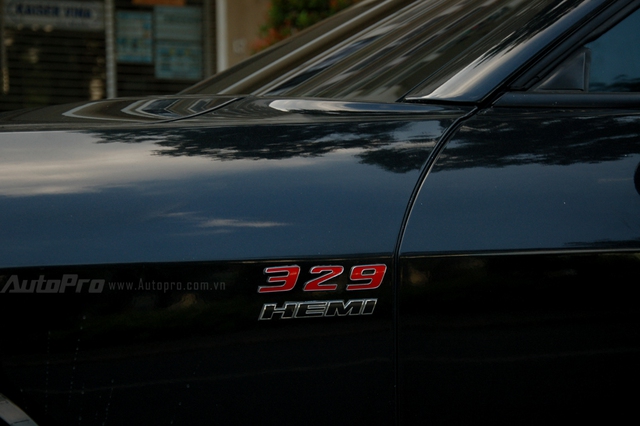 Bắt gặp hàng độc Dodge Challenger SRT 392 dạo chơi chiều 30 Tết - Ảnh 7.
