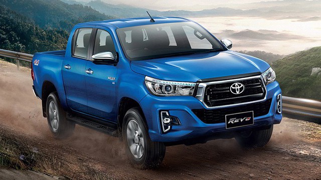Toyota Hilux 2018 ra mắt với thiết kế tương tự Tacoma, khác xe ở Việt Nam