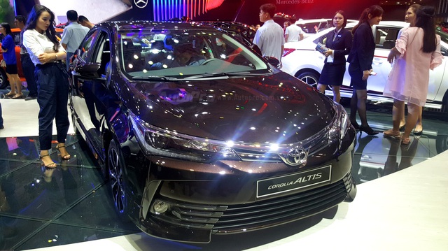Toyota Corolla Altis ESport 2017 mới ra mắt các khách hàng Việt có gì "hot"?