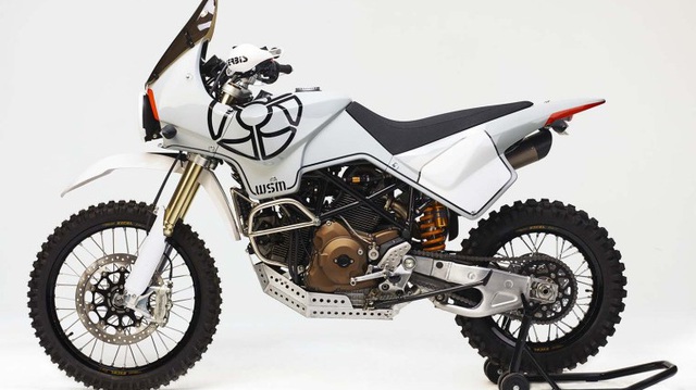 Ducati Hypermotard 1100 "biến hình" thành xe adventure chính hiệu