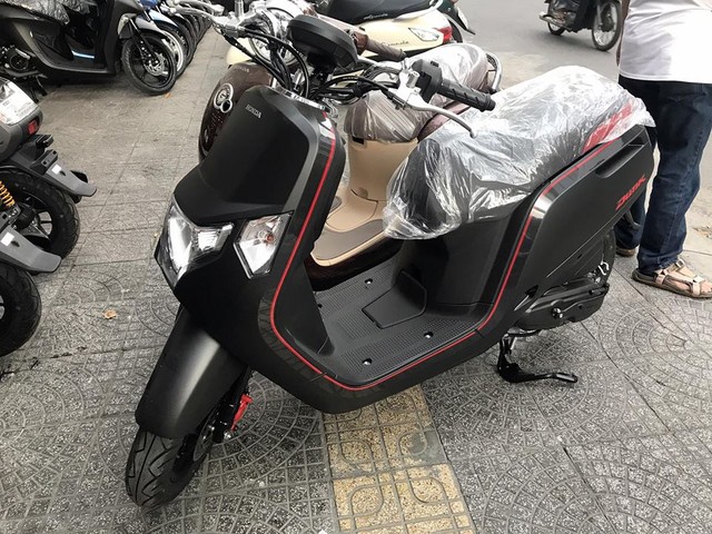 Honda Dunk 2017 - Xe tay ga không cần bằng lái, không dành cho số đông tại Việt Nam - Ảnh 1.