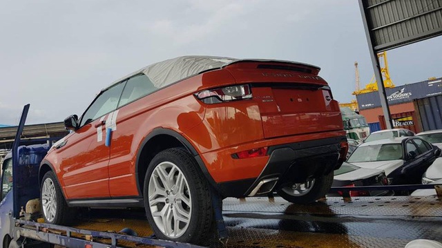 Range Rover Evoque mui trần bất ngờ cập bến Việt Nam