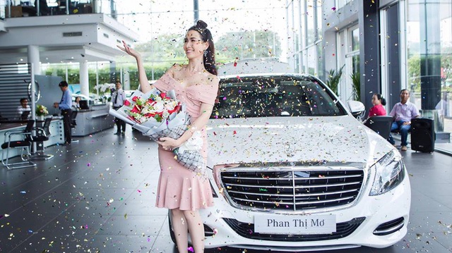Top 5 Hoa hậu Việt Nam 2012 Phan Thị Mơ tậu Mercedes-Benz S400 trị giá 4 tỷ Đồng