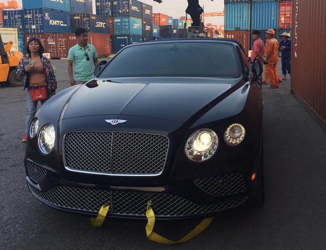 Khui công Bentley Continental GT V8 S mui trần đầu tiên Việt Nam - Ảnh 2. Khui công Bentley Continental GT V8 S mui trần đầu tiên Việt Nam - Ảnh 2.