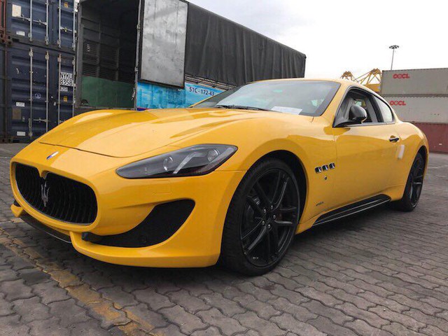 Khui công Maserati GranTurismo MC Sportline đầu tiên xuất hiện tại Việt Nam - Ảnh 1. Khui công Maserati GranTurismo MC Sportline đầu tiên xuất hiện tại Việt Nam - Ảnh 1.