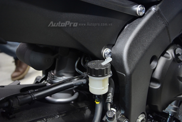 Cận cảnh ngựa hoang Yamaha YZF-R6 2017 tại Việt Nam - Ảnh 16. Cận cảnh ngựa hoang Yamaha YZF-R6 2017 tại Việt Nam - Ảnh 16.