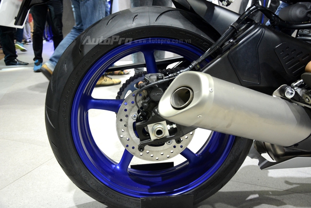 Cận cảnh ngựa hoang Yamaha YZF-R6 2017 tại Việt Nam - Ảnh 11. Cận cảnh ngựa hoang Yamaha YZF-R6 2017 tại Việt Nam - Ảnh 11.