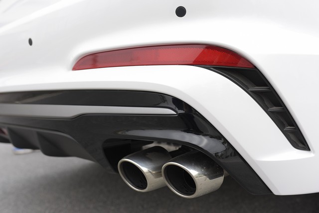 Đấu Mazda3, Hyundai Elantra Sport giá 729 triệu đồng tại Việt Nam - Ảnh 11. Đấu Mazda3, Hyundai Elantra Sport giá 729 triệu đồng tại Việt Nam - Ảnh 11.