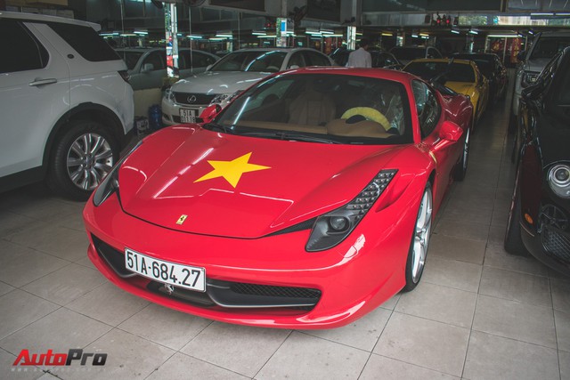 Ferrari 458 Italia dán decal ủng hộ U23 Việt Nam trong trận chung kết - Ảnh 1.