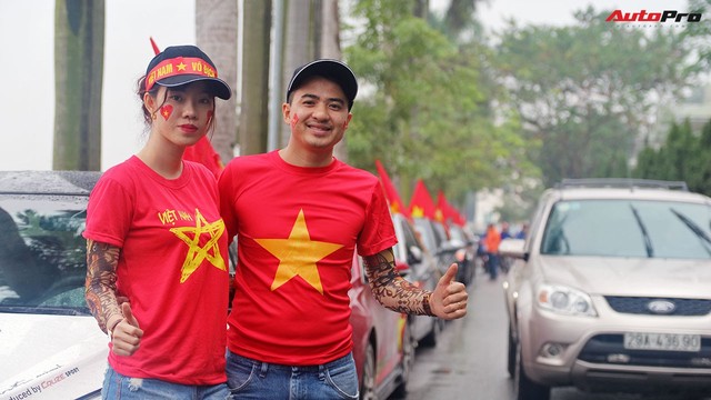 Hàng chục chiếc Chevrolet diễu hành quanh Hà Nội ủng hộ U23 Việt Nam - Ảnh 10.