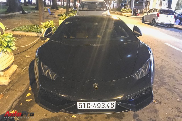 Lamborghini Huracan đổi màu lần thứ 3 tại Sài Gòn - Ảnh 2.