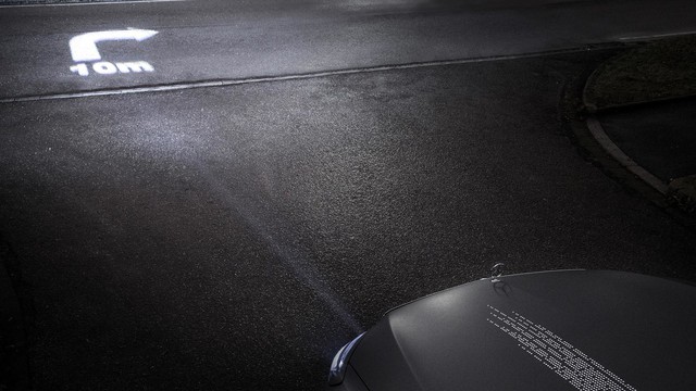 Mercedes-Benz chơi ánh sáng với đèn kỹ thuật số trên S-Class - Ảnh 5.