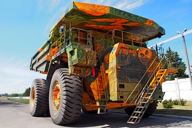 Khám phá nhà máy sản xuất những chiếc xe tải lớn nhất thế giới - Ảnh 15.