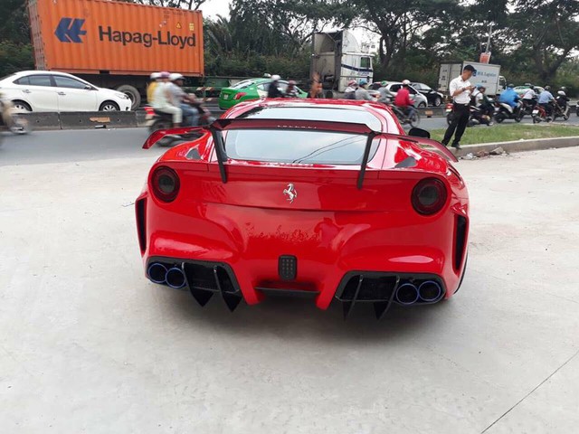 Ferrari F12berlinetta từng thuộc sở hữu của Cường Đô-la lên bộ kit Duke Dynamics độc nhất Việt Nam - Ảnh 2.