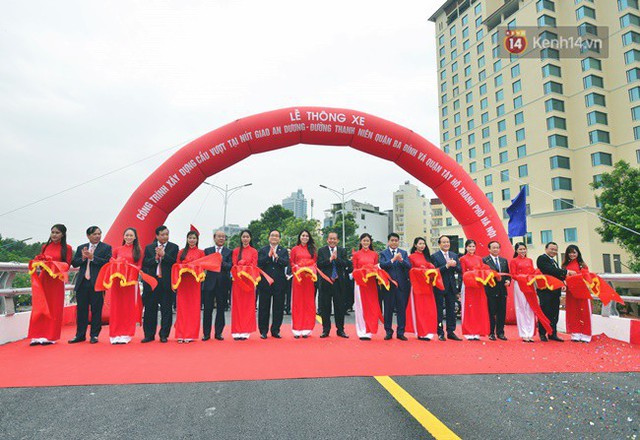 Chính thức thông xe cầu vượt An Dương-Thanh Niên - Ảnh 2.